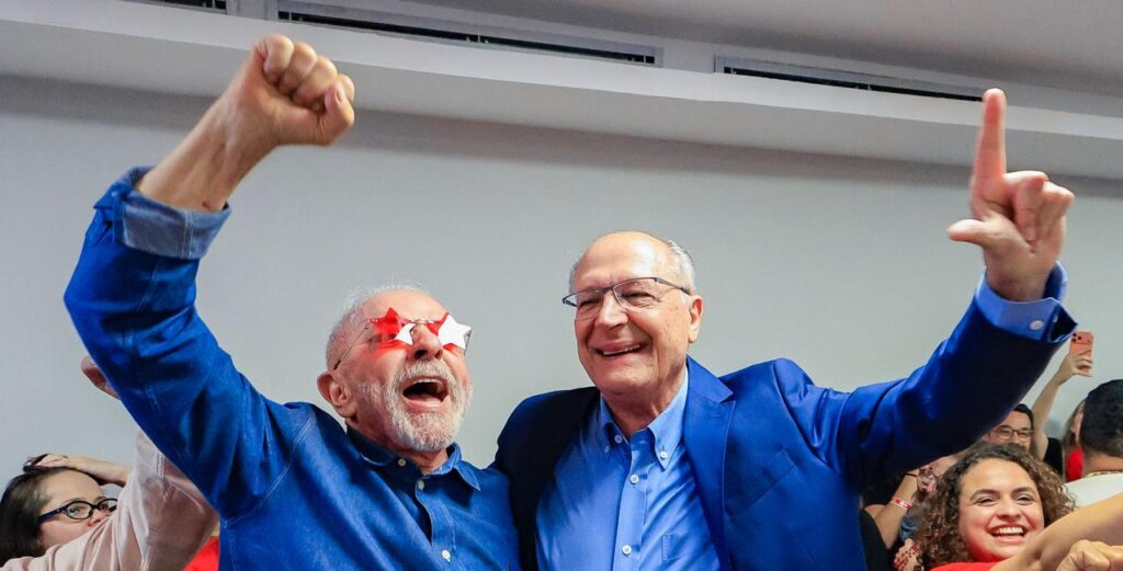 Brazil में Lula da Silva की ऐतिहासिक जीत, चौथी बार बनेंगे राष्ट्रपति; Flavio Bolsonaro को हराया