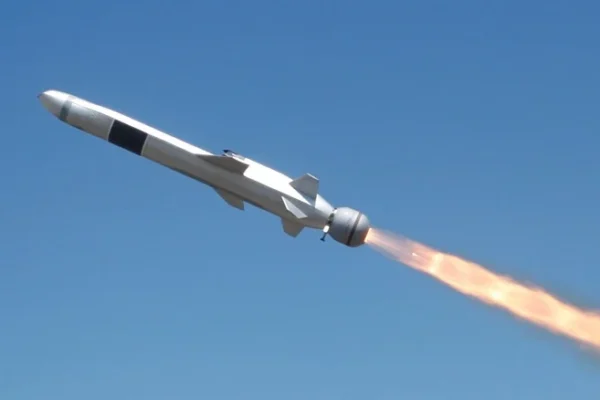 डेनमार्क ने खरीदीं अतिरिक्त NSM Missile, समुद्री हमलों से निपटने की क्षमता होगी मजबूत