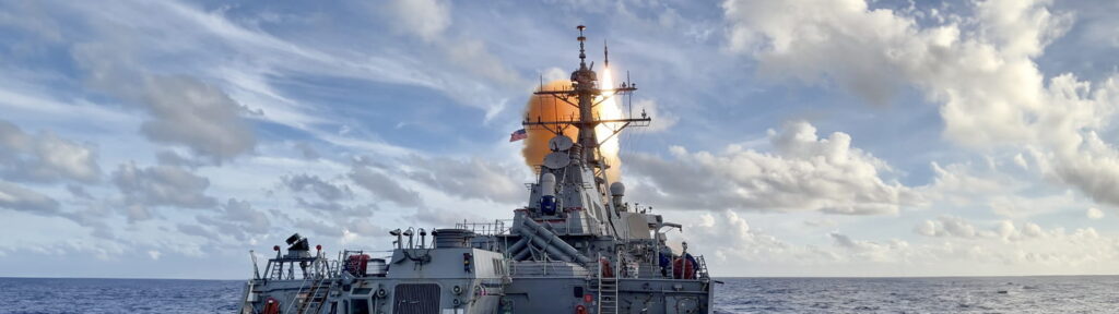 US Navy के SM-6 इंटरसेप्टर बनाने के लिए Raytheon को मिला 24.4 अरब डॉलर तक का कॉन्ट्रैक्ट