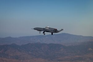 Northrop Grumman के YFQ-48A Talon Blue ने पहली fully autonomous flight पूरी की