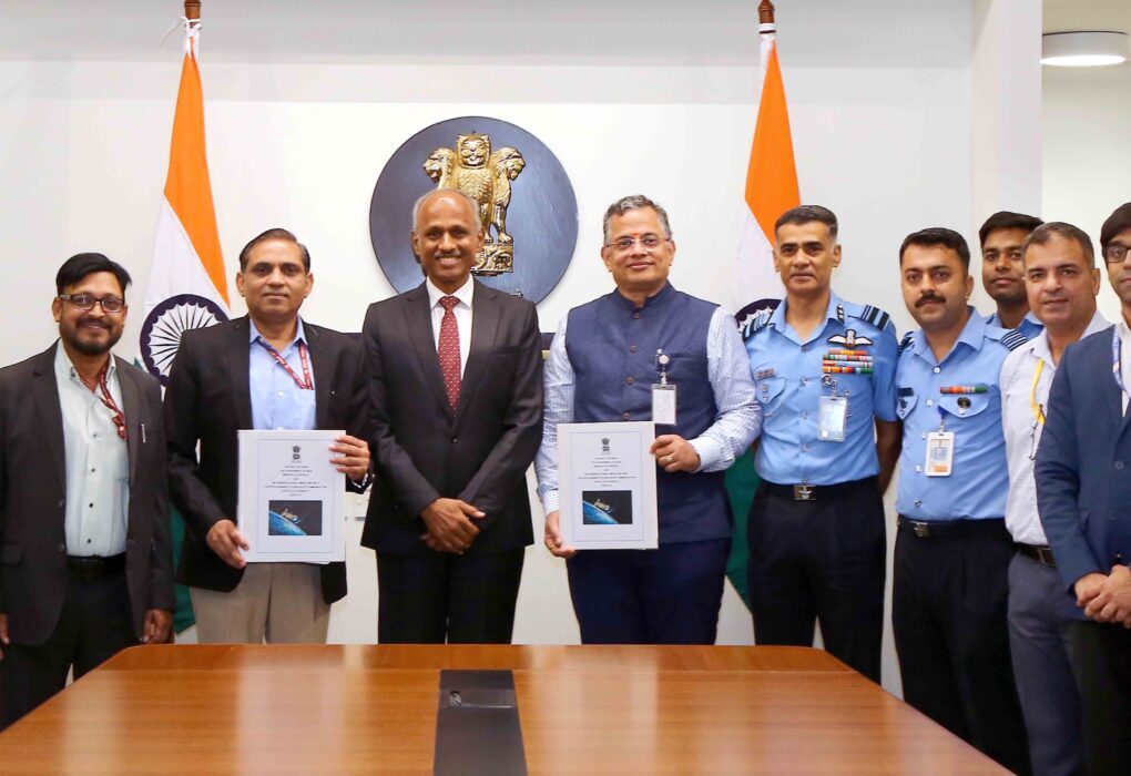 Indian Air Force के लिए GSAT-7C और नौसेना के लिए Varunastra Torpedo खरीदेगा रक्षा मंत्रालय, ₹4,106 करोड़ के अनुबंध