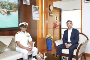 नौसेना प्रमुख Admiral Krishna Swaminathan ने MDL का किया दौरा,आगामी युद्धपोत परियोजनाओं पर की चर्चा
