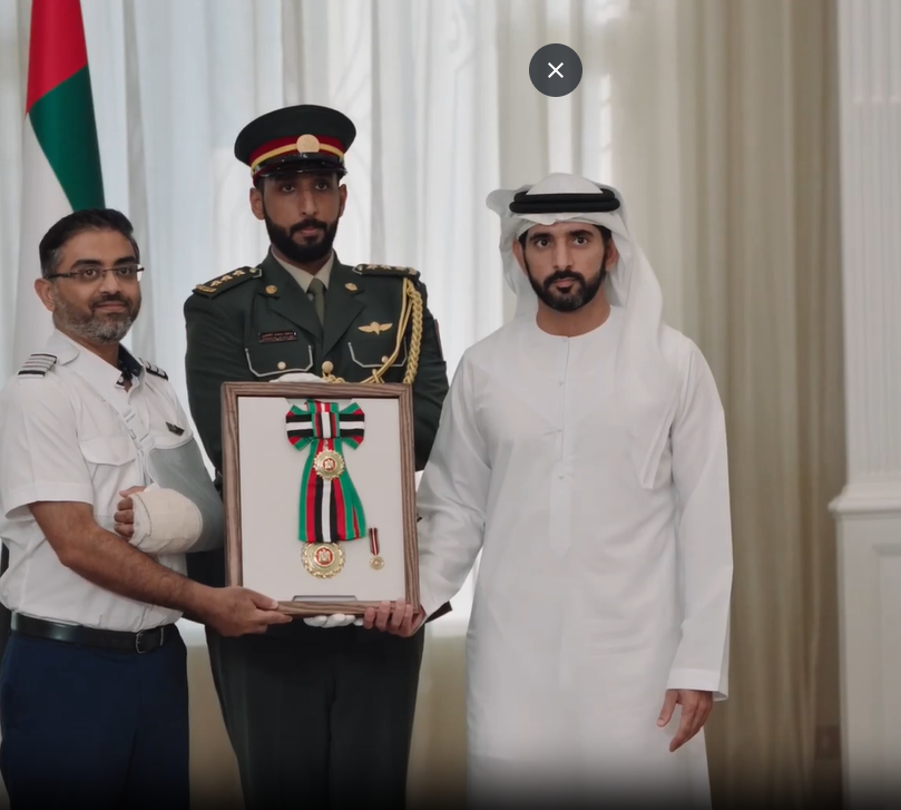 UAE ने भारतीय पायलट Smit Machchhar को बहादुरी के लिए किया सम्मानित